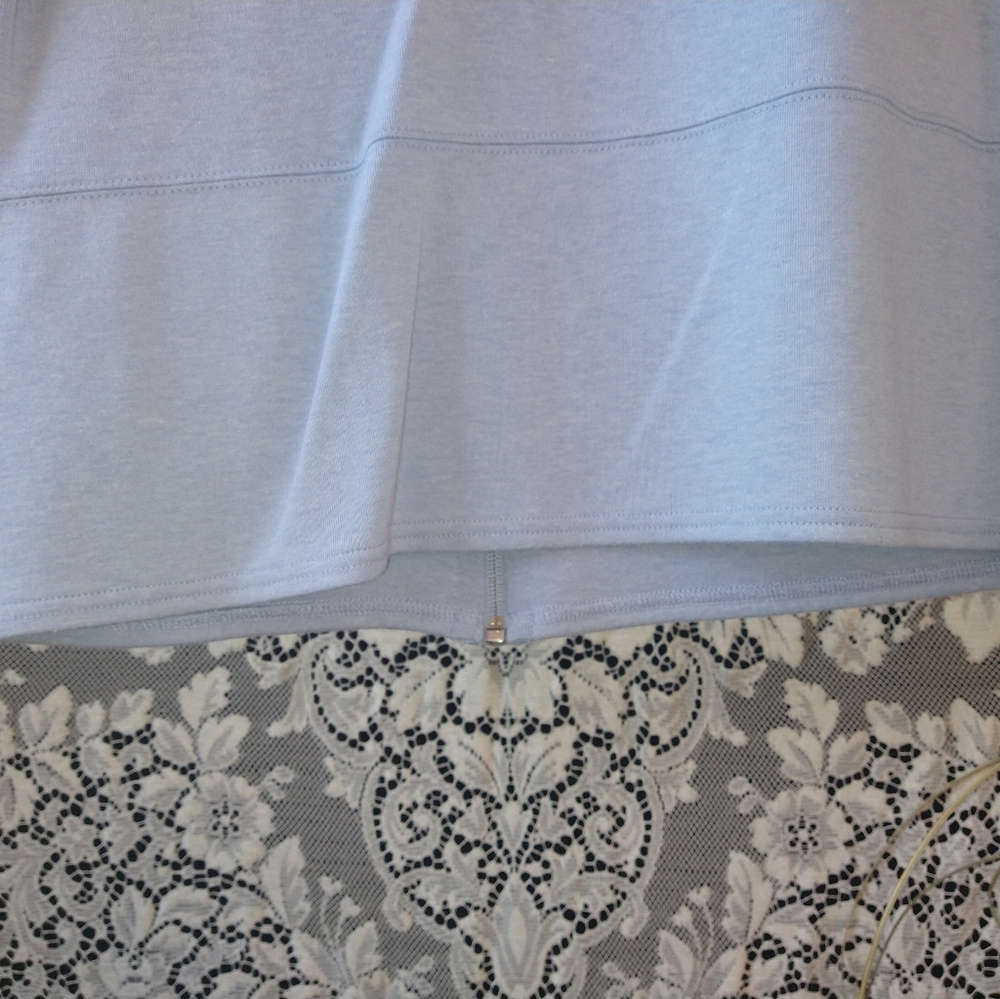 C&E Studio light blue sleeveless hooded zipper sweatshirt - Picture 5 of 5